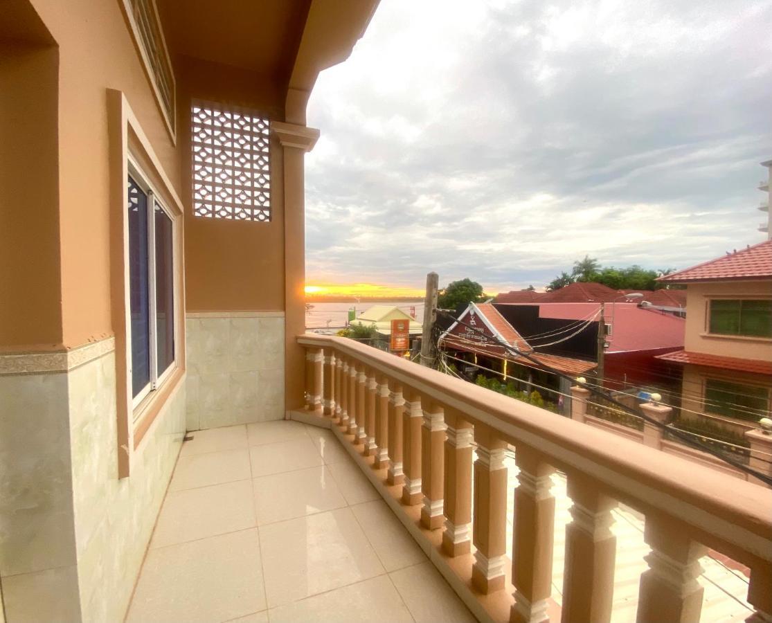 Rue Bai Guesthouse Kratie Εξωτερικό φωτογραφία